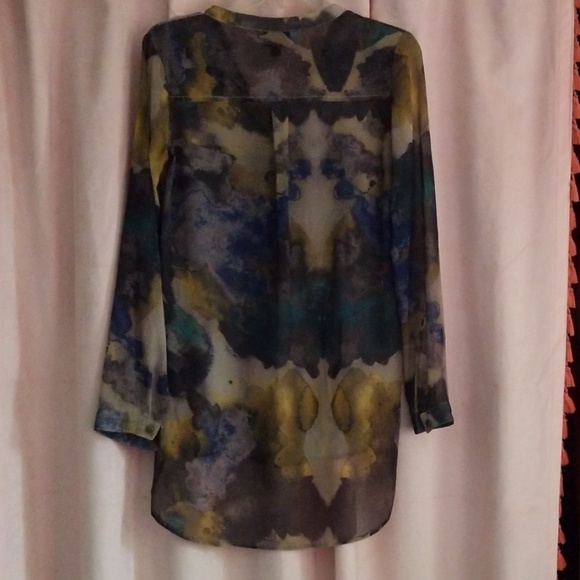 Top - Picture 2 of 5